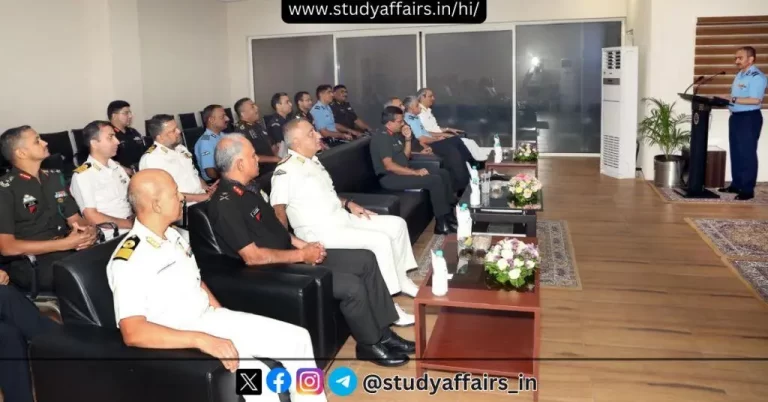कमांडेंट कॉन्क्लेव का छठा संस्करण 07 मई को एकीकृत रक्षा स्टाफ के तत्वावधान में सैन्य प्रौद्योगिकी संस्थान, पुणे में आयोजित किया गया है।